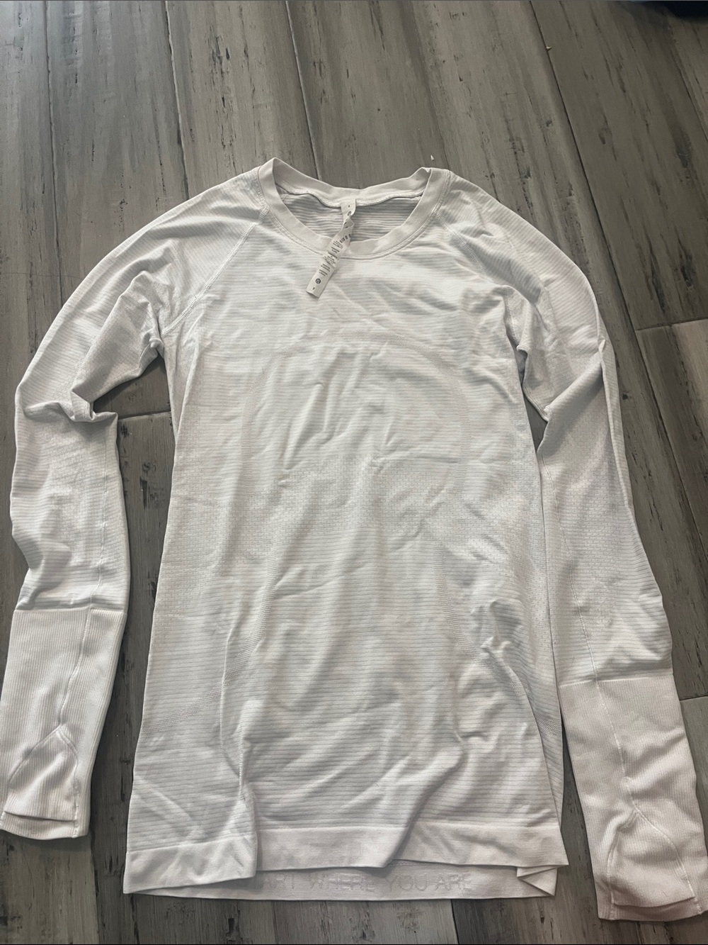 Lululemon long sleeve swiftly tech